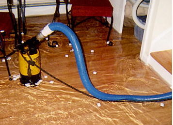 Pompage d’eau dans un sous-sol